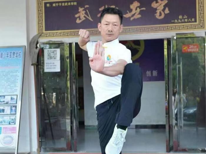 校長(zhǎng)、武術(shù)總教練